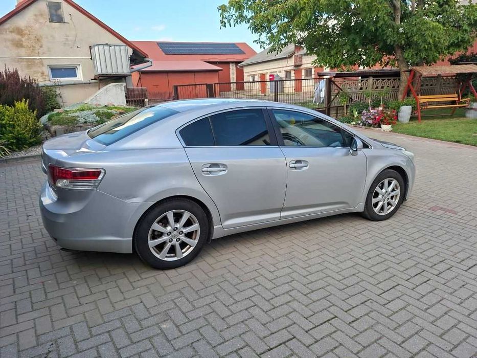 Toyota Avensis 2009