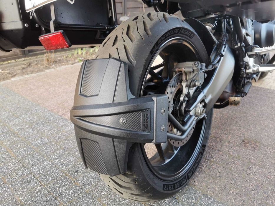 Yamaha Tracer 900GT - dużo dodatków GIVI