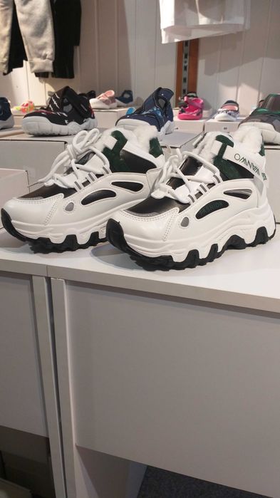 Likwidacja sklepu z kapciami  viggami  i butami dla dzieci