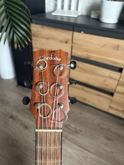 Gitara Cordoba Mini