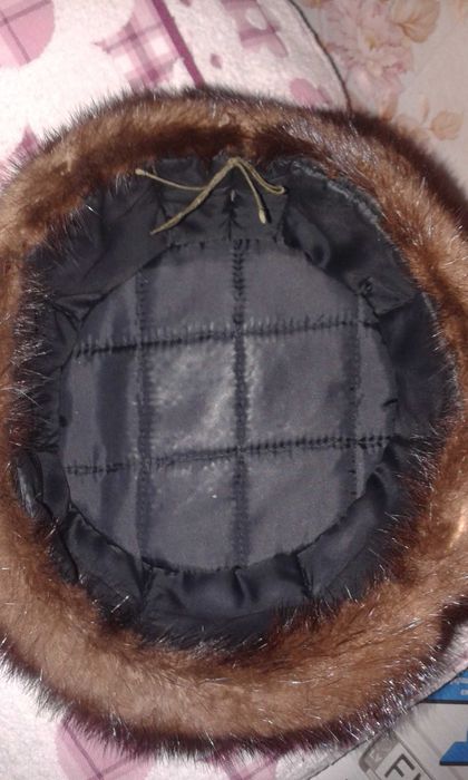 норковая шапка .