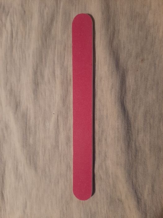 Pilniczek do paznokci o długosci 18 cm