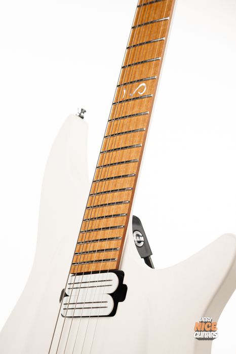 Aristides H/06R White