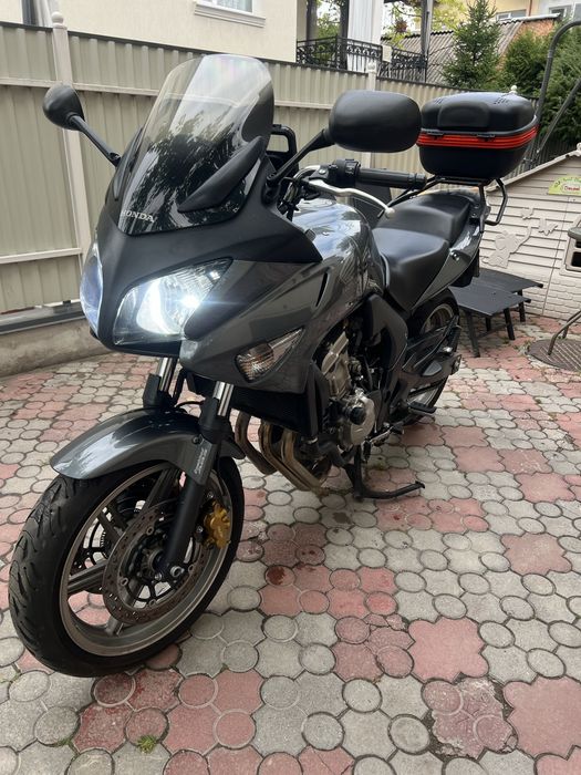 мотоцикл Honda CBF 600SA