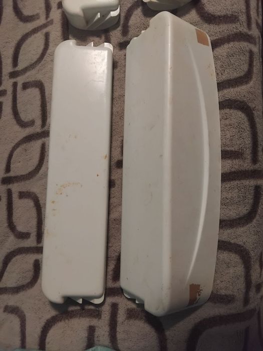 Продам полки с холодильника 214-6 EXQWISIT.