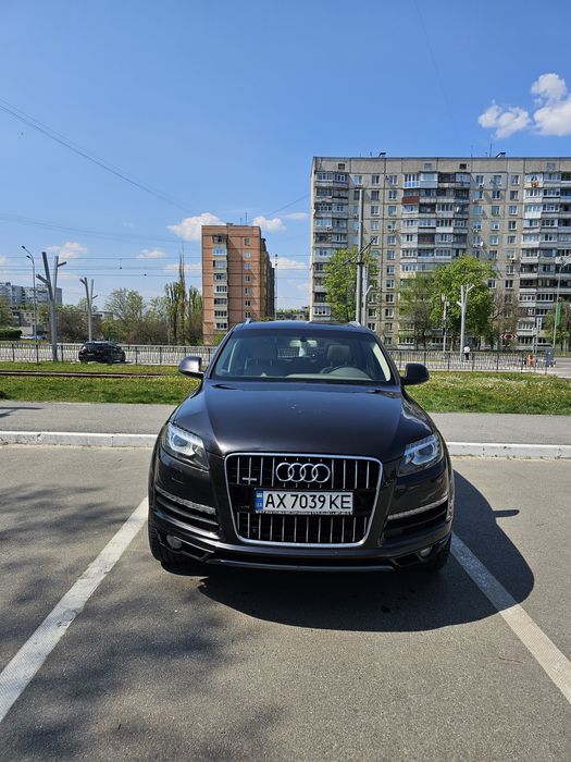продам AUDI Q7 2013 г. дизель 3,0