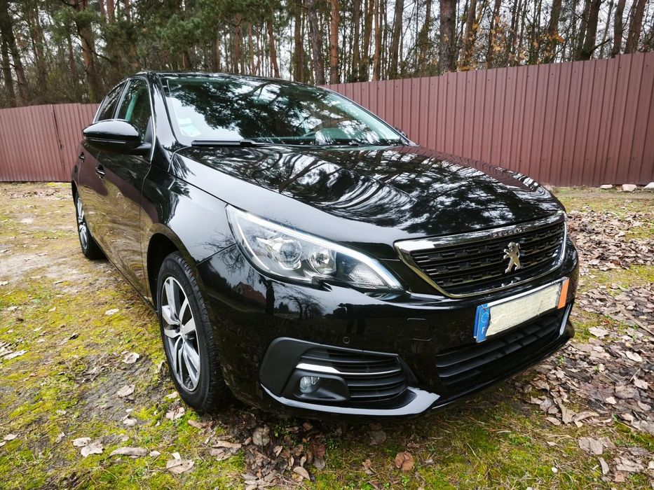 Peugeot 308 18 476 km-Udokumentowane.Bogate wyposażenie. BDB stan techn.