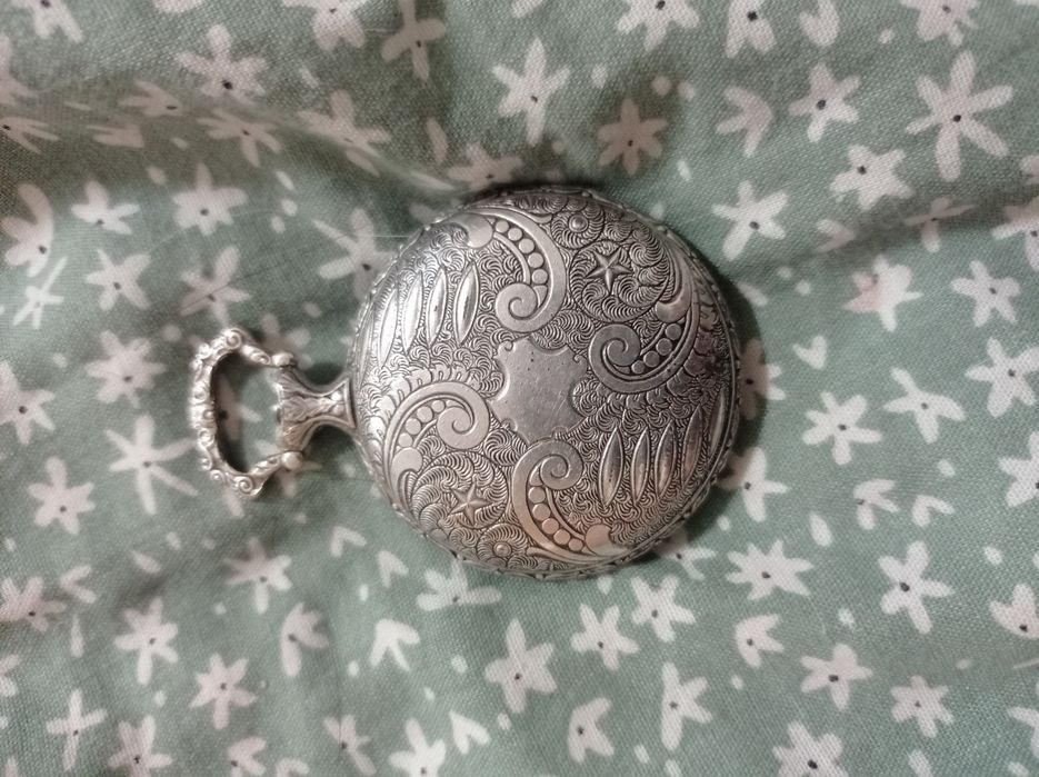 Relógio de coleção andar no bolso de homem felicitas da base metal sobiss