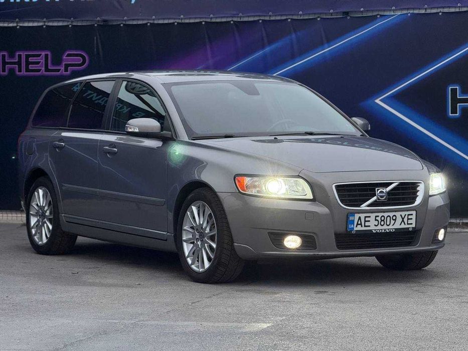 Volvo V50 2008, 2.0 дизель, механика 6-ст