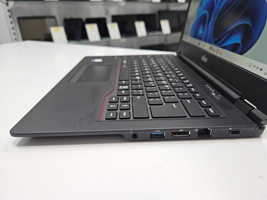 Laptop Fujitsu U747 Intel i5 Pamięć 8gb Dysk 256g ssd Win11 Gwarancja