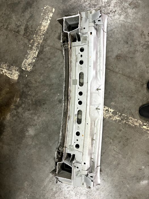 Підсилювач кузова задня панель Audi Q7 4m