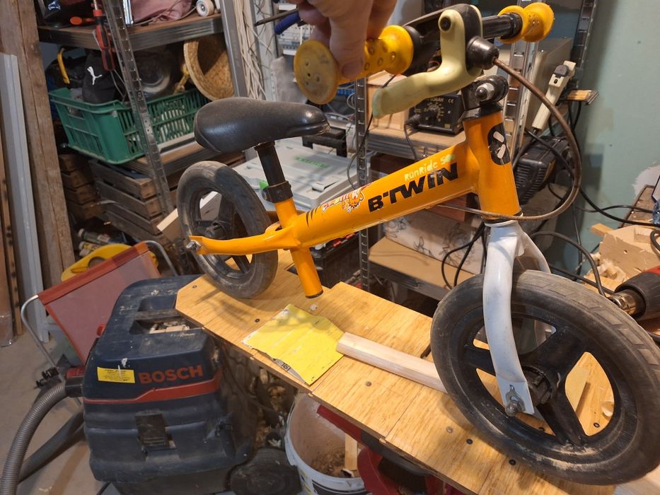 rowerek biegowy run ride 500