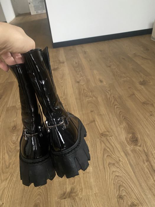 Buty damskie  na grubej podeszwie