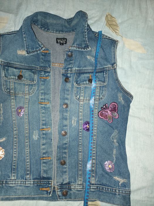 Женская жилетка джинсовая