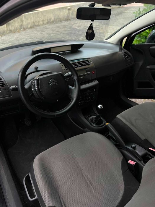 Citroën C4 — fotografia 2