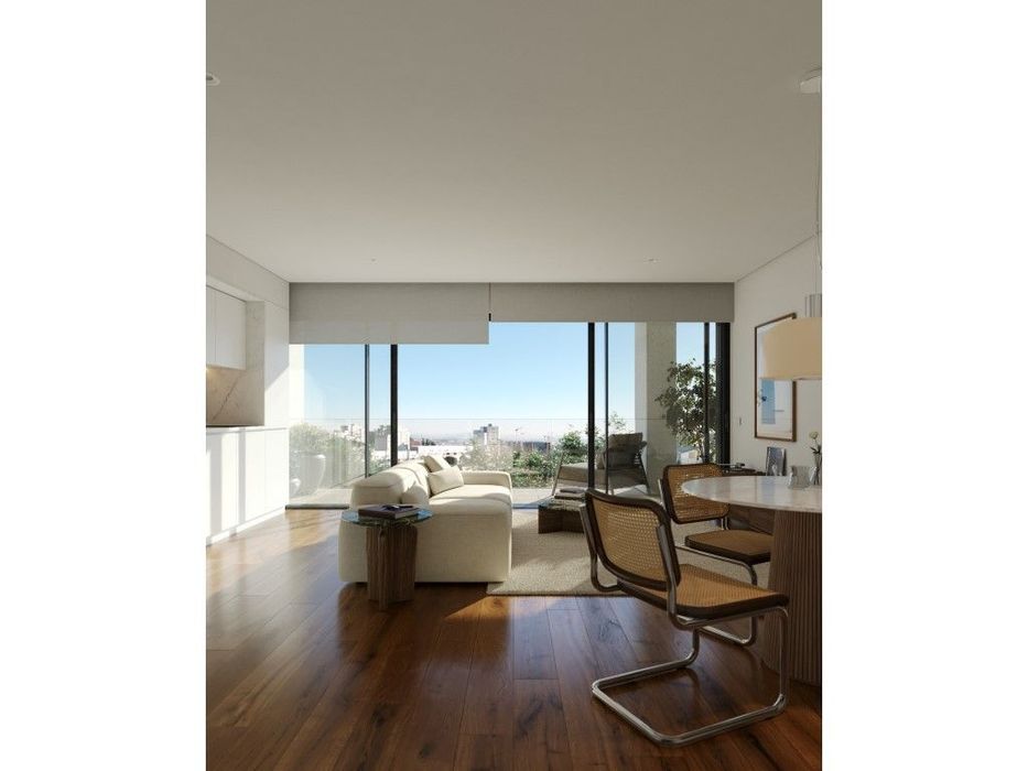 T3 no Privilege Gardens, último andar, terraço com 56m2