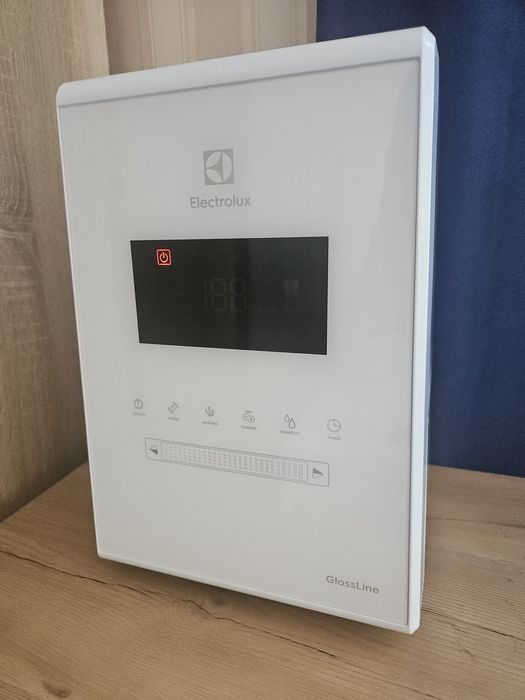 Увлажнитель Electrolux EHU-3615D (как новый)