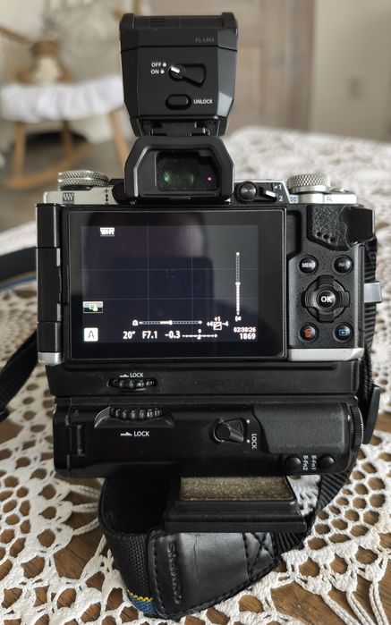 Olympus OM-D E-M5 Mark II