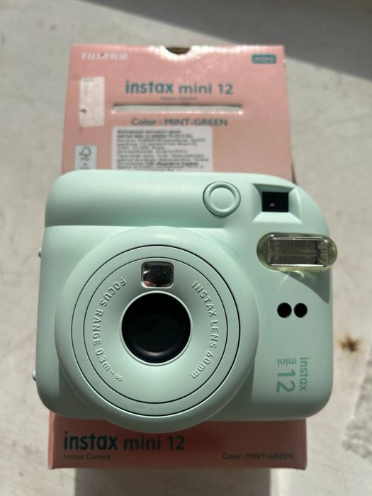 Fujifilm Instax Mini 12  новий