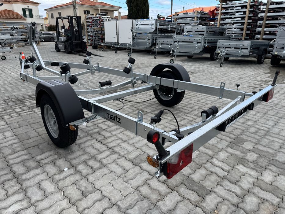 Atrelado MARTZ Yacht 1500