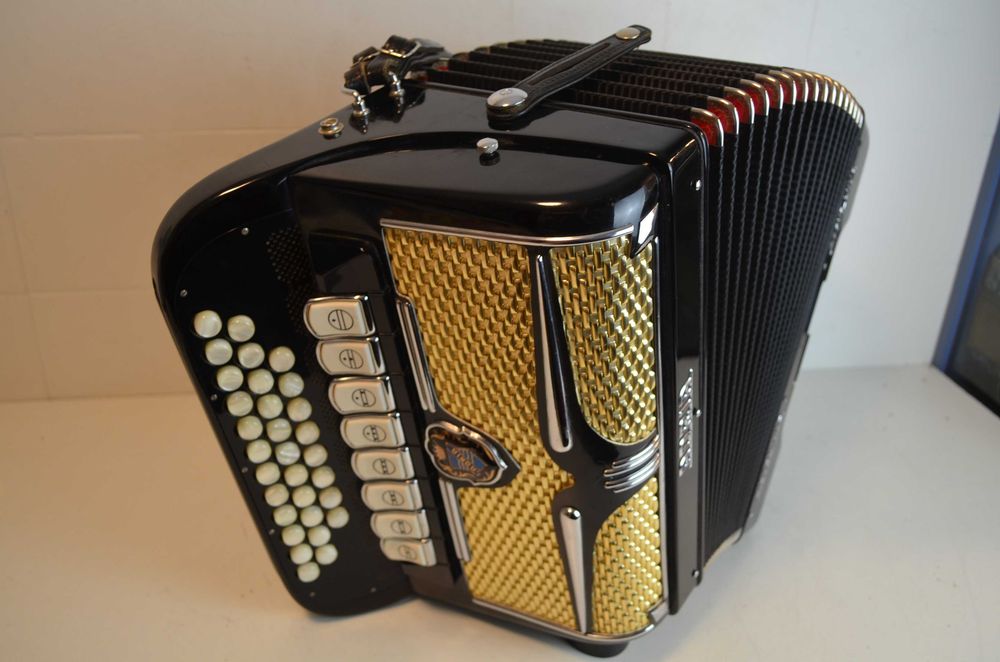Concertina Adria 4 voz. N 02