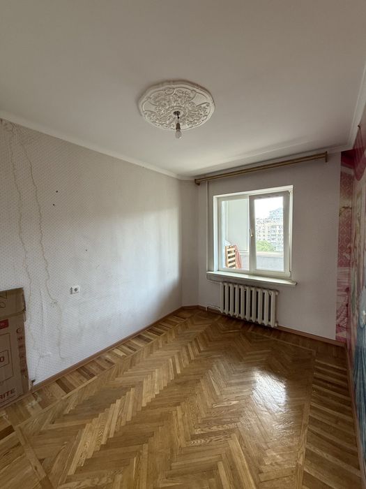 Балковская / Дюковские бани   Продам 4-х комнатную квартиру 100 кв.м.  7 этаж   Госпрограммы  Двухсторонняя