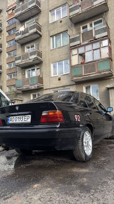 Продам корч бмв е36 1.6