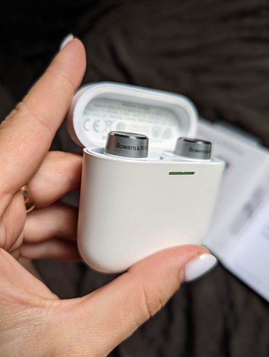 Навушники вкладиші Bowers & Wilkins Pi5 S2 Canvas White
Акция