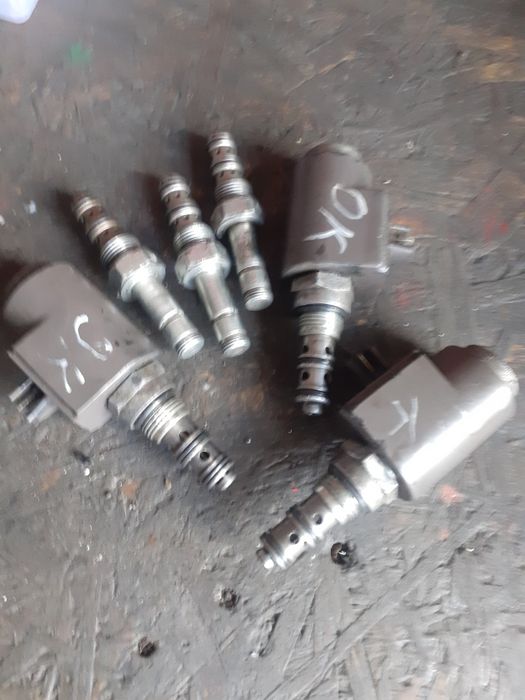 Elektrozawór cewka Massey Ferguson  jeden pin