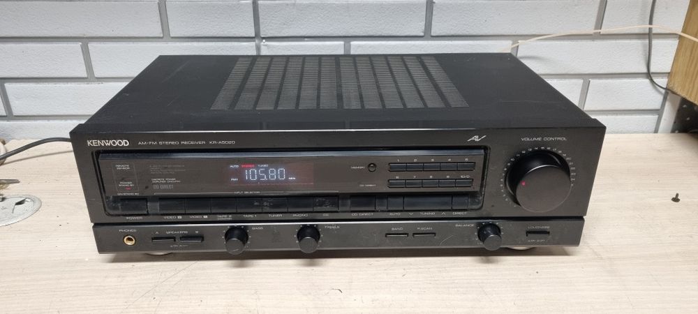 Amplituner stereo KENWOOD KR-A5020.