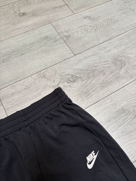Spodnie dresowe chłopięce nike 146 152