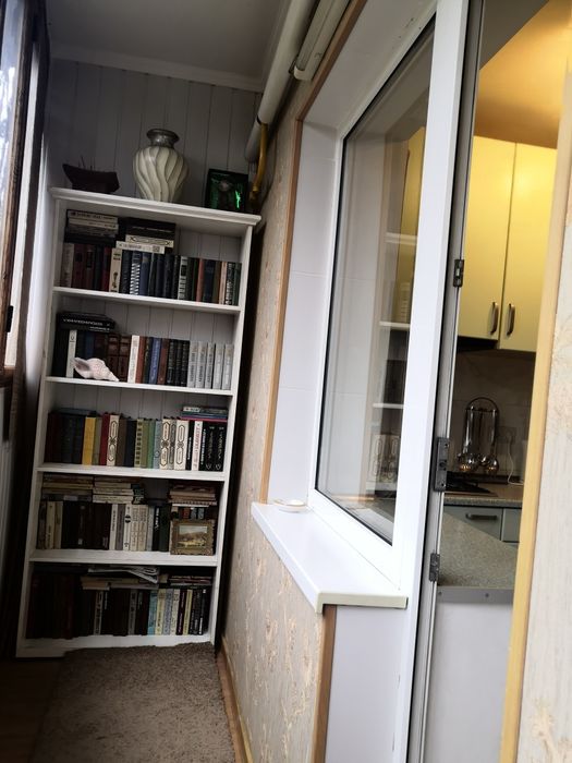 Сдам посуточно в Пуща-Водице 1к. квартиру "студио".