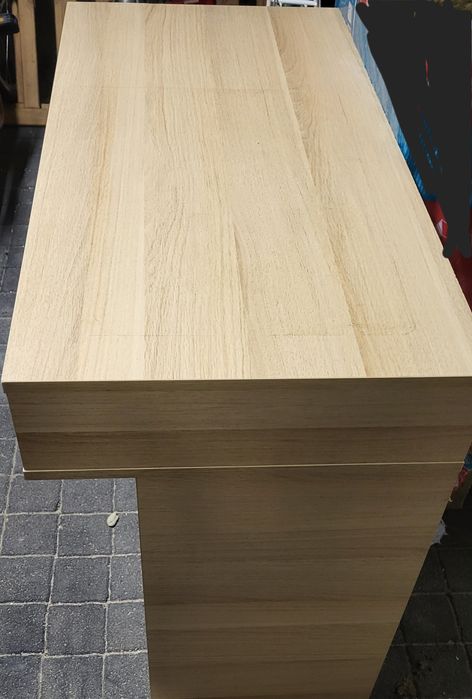 Sprzedam biurko z szufladą