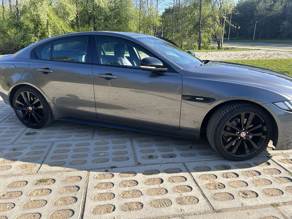 Sprzedam JAGUARA XE 2017r 2.0 d