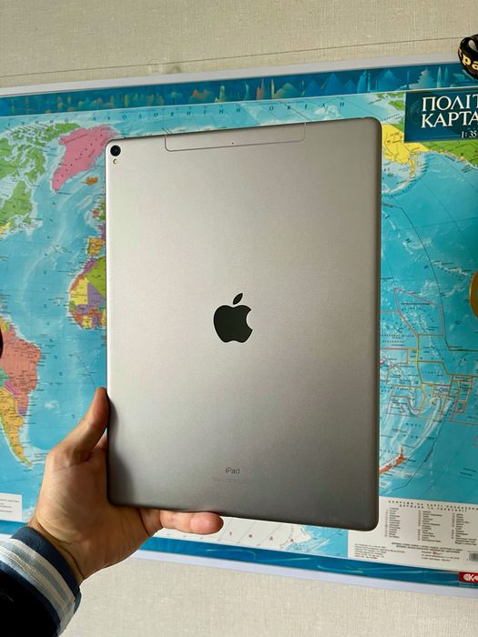 iPad Pro 12.9 (2-Gen) 64 GB 93% акум + чохол ІДЕАЛ айпад про 12.9 2
