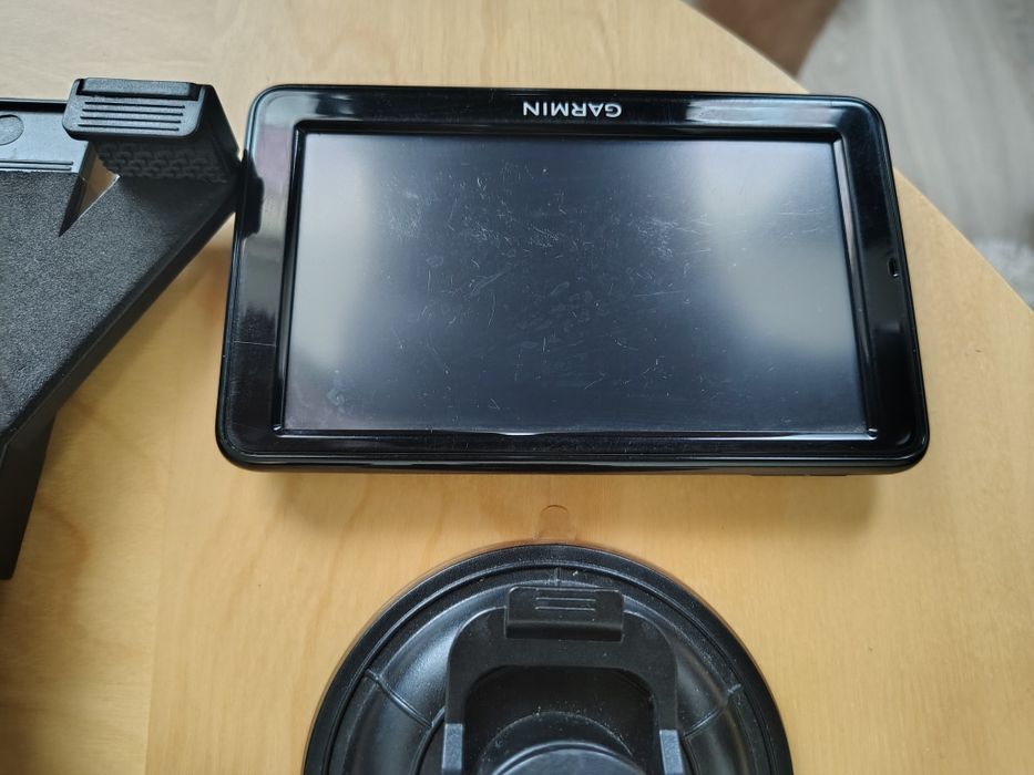 Автомобильный навигатор Garmin Nuvi 2595 LM