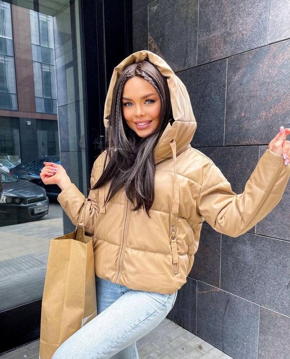 Курточна жіноча,з екошкіри