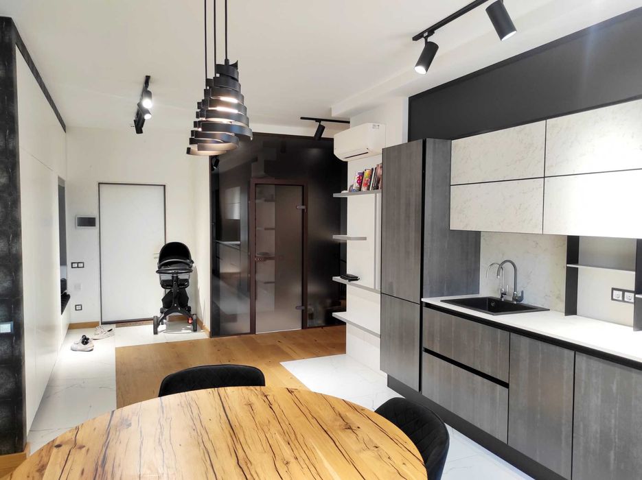 ЖК Лимнос. Красивая квартира 100 м2. 3 спальни. Качество и стиль.