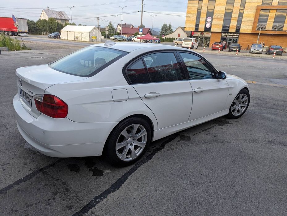 BMW Seria 3  320i automat