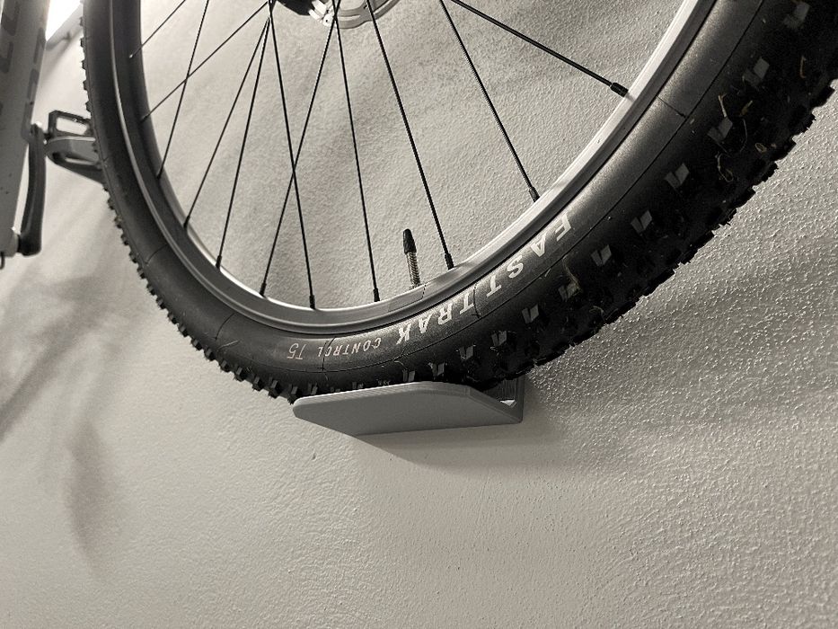 Настінне кріплення для велосипеда