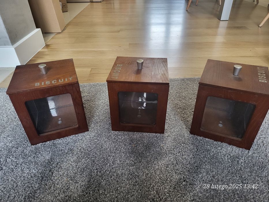 Pojemniki na ciastka drewniane