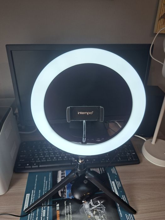 Lampa pierscienowa Statyw 26