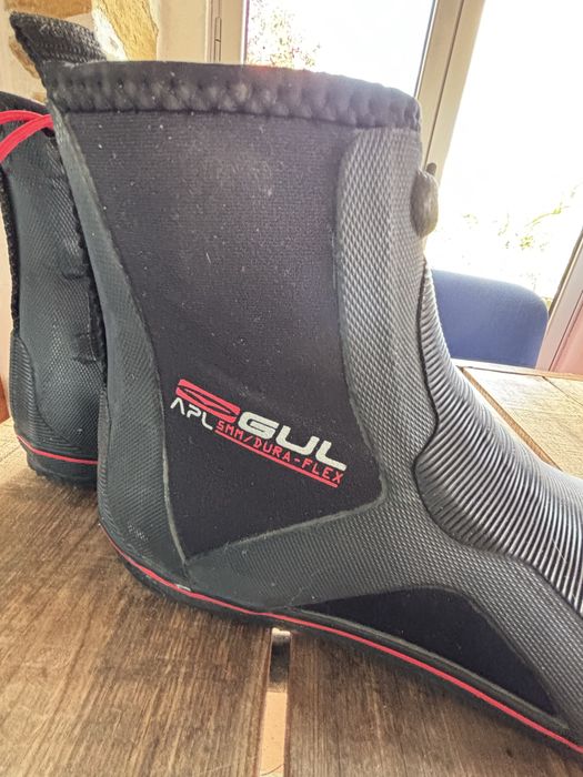 Botas para vela 5 mm marca Gul