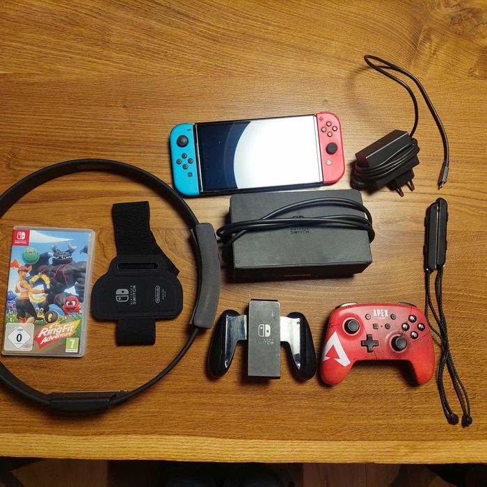 Nintendo swith oled + gra z padem