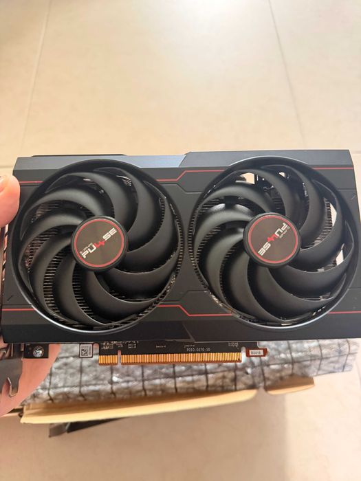URGENTE Radeon RX 6600 Sapphire Pulse 8GB Placa Gráfica [COMO NOVA]