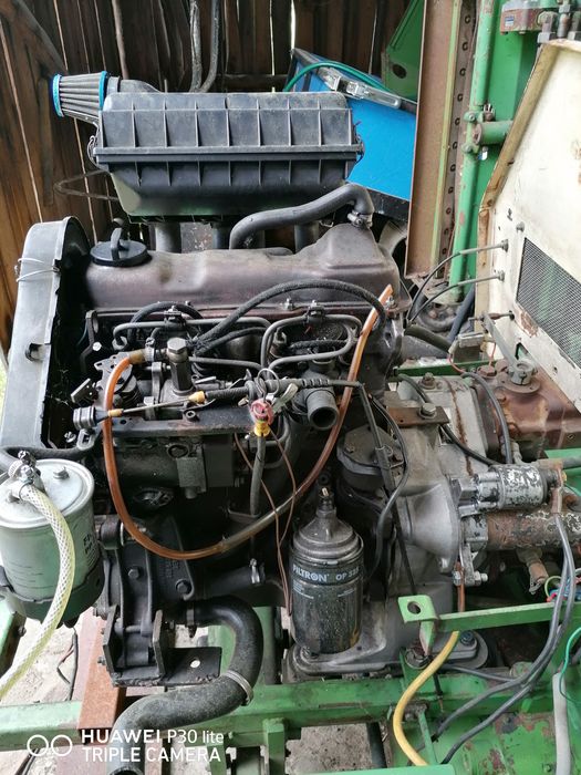 SILNIK 1,6 do GOLF 2