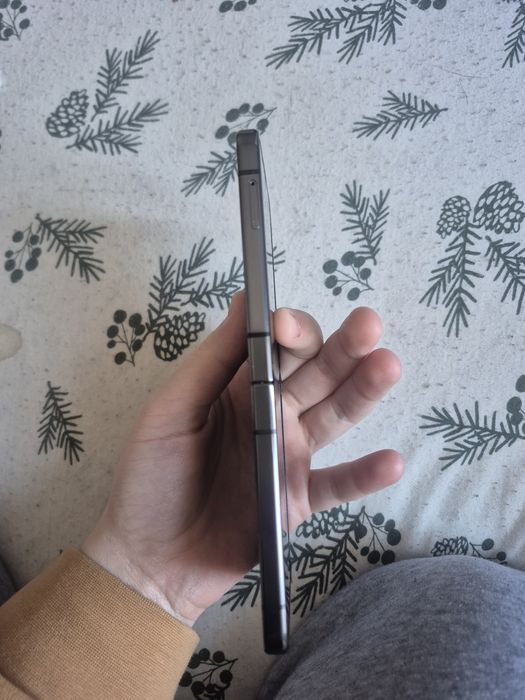 Samsung galaxy z flip5