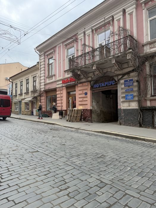 Здається приміщення в Цетрі топова локація
