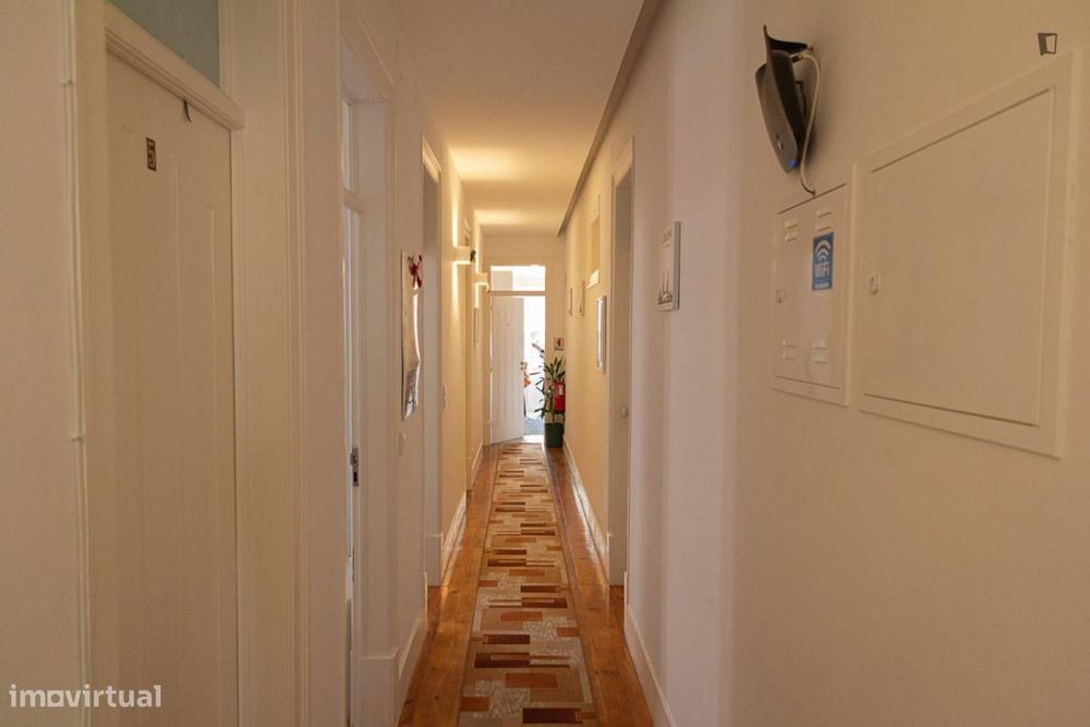 Quarto - localizado em Amoreiras Lisbon