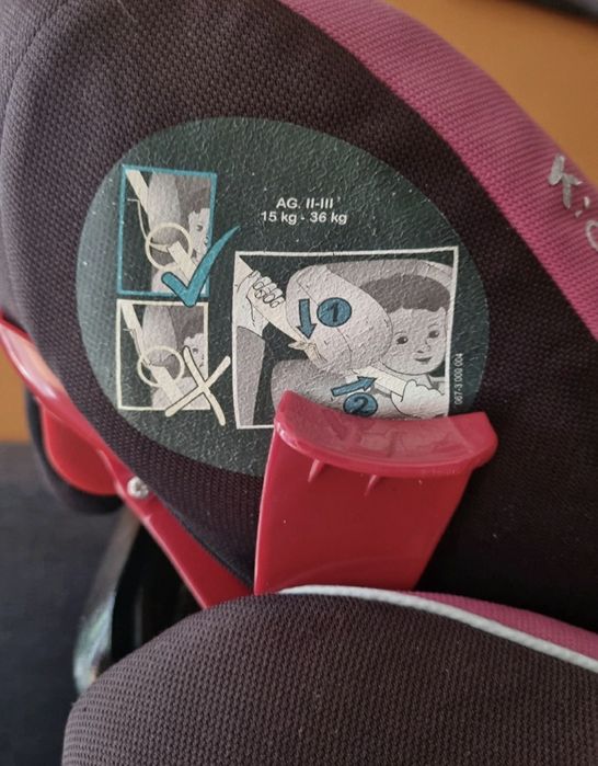 Fotelik samochodowy IsoFix 15-36 kg różowy Kiddy czarny
